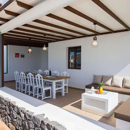 Villa Barrilla By Villalize